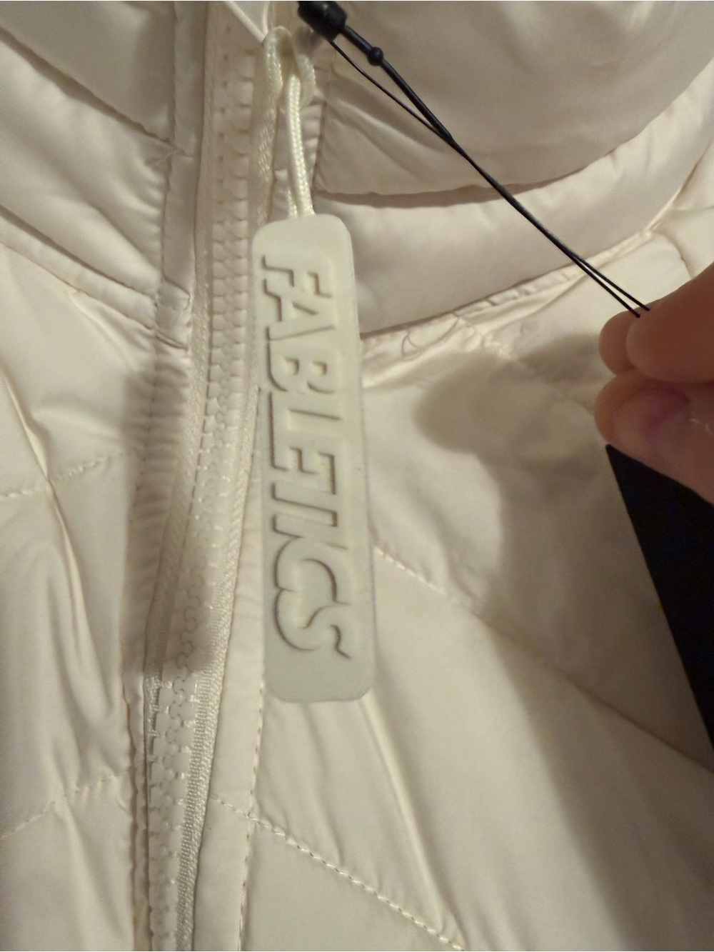 Fabletics Off-White Quilted Lightweight Puffer Jacket - Picture 4 of 5